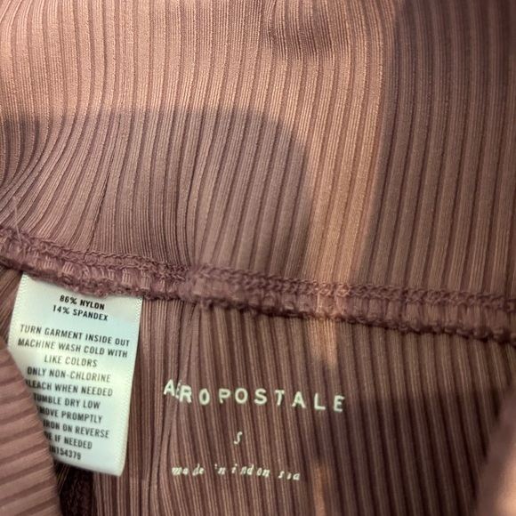 Aeropostale Cross Over Leggings - Picture 2 of 2